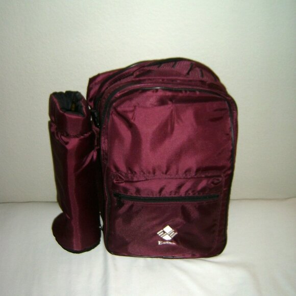 Picnic Backpack, Wine Holder, Service for 2, Cloth, Etc. - Picture 2 of 6
